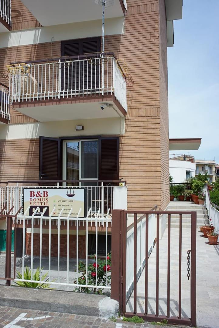 B&B Domus Vettii Pompei Bagian luar foto